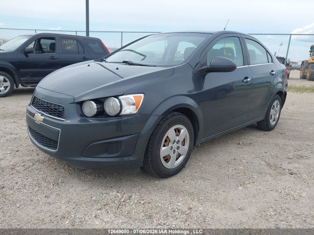 Chevrolet Sonic Lt Auto 2014 1G1JC5SH3E4157140 Image 2