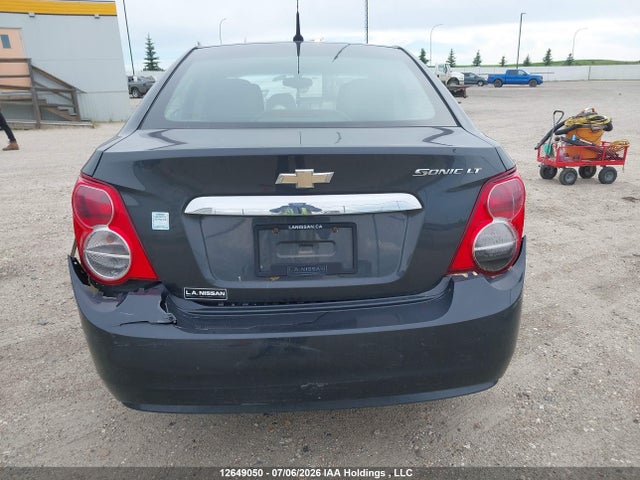 12649050 :رقم المزاد ، 1G1JC5SH3E4157140 vin ، 2014 Chevrolet Sonic Lt Auto مزاد بيع