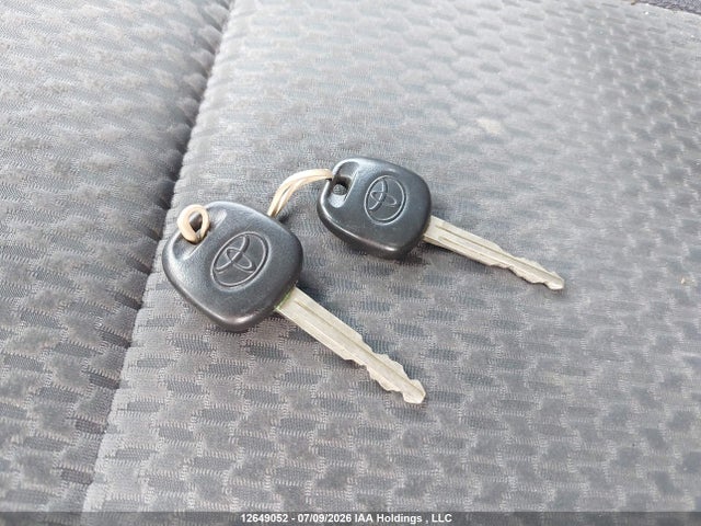 Продажа на аукционе авто 2006 Toyota Corolla Matrix Xr, vin: 2T1KR32E36C568153, номер лота: 12649052