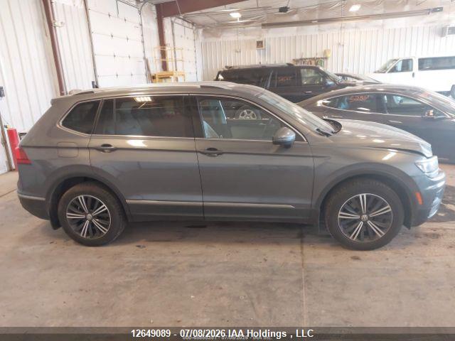 Продажа на аукционе авто 2021 Volkswagen Tiguan Highline, vin: 3VV4B7AXXMM109179, номер лота: 12649089