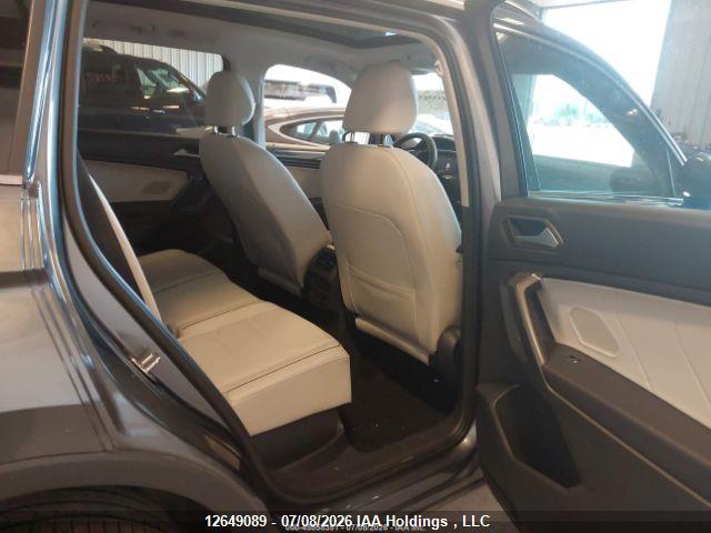 Продажа на аукционе авто 2021 Volkswagen Tiguan Highline, vin: 3VV4B7AXXMM109179, номер лота: 12649089