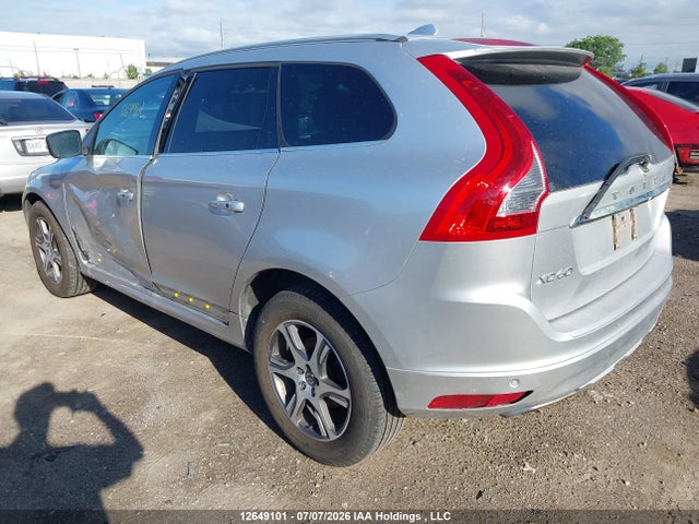 Volvo Xc60 T6/platinum 2015 YV4902RM8F2737451 Image 3