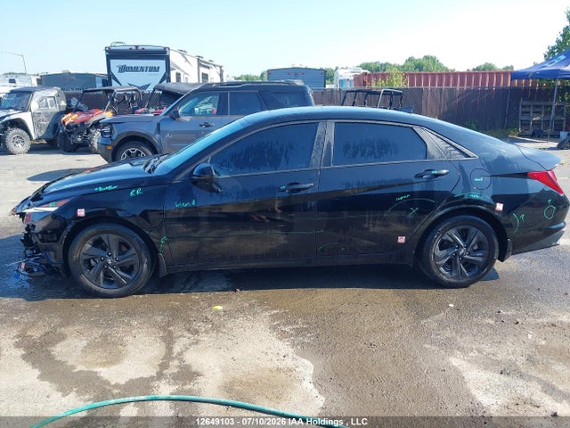 KMHLM4AG5NU248700 Hyundai Elantra Preferred Ivt With Sun And Tech Package