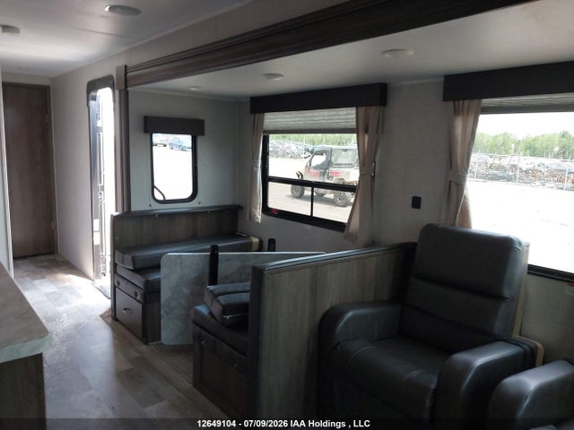Продаж на аукціоні авто 2021 Forest River Alt2210mbh, vin: 5ZT2DEUB2M9005710, номер лоту: 12649104