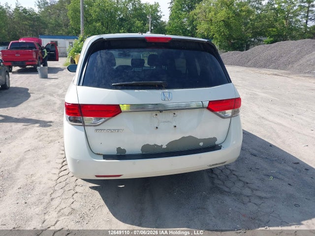 Honda Odyssey 2015 5FNRL5H60FB501226 Image 16