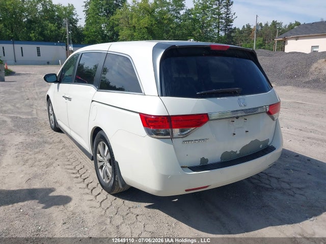 Honda Odyssey 2015 5FNRL5H60FB501226 Image 3