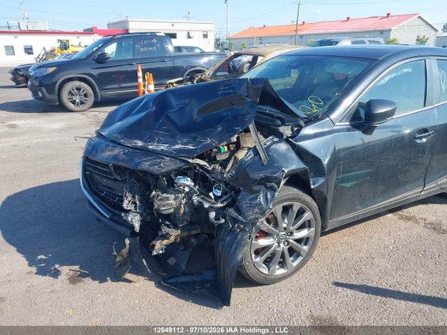 12649112 :رقم المزاد ، 3MZBN1M37JM167116 vin ، 2018 Mazda Mazda3 Gt مزاد بيع