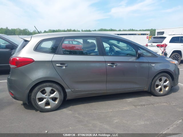 Продаж на аукціоні авто 2015 Kia Rondo, vin: KNAHT8A30F7088546, номер лоту: 12649136