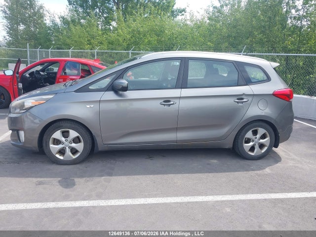 Продаж на аукціоні авто 2015 Kia Rondo, vin: KNAHT8A30F7088546, номер лоту: 12649136