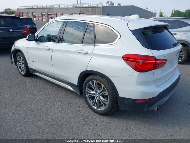 2016 Bmw X1 Xdrive28i მანქანა იყიდება აუქციონზე, vin: WBXHT3C34GP882053, აუქციონის ნომერი: 12649148
