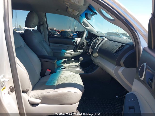 2012 Toyota Tacoma V6 მანქანა იყიდება აუქციონზე, vin: 5TFMU4FN7CX007068, აუქციონის ნომერი: 12649176
