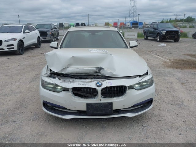 2016 Bmw 320 Xi მანქანა იყიდება აუქციონზე, vin: WBA8A3C5XGK688478, აუქციონის ნომერი: 12649180
