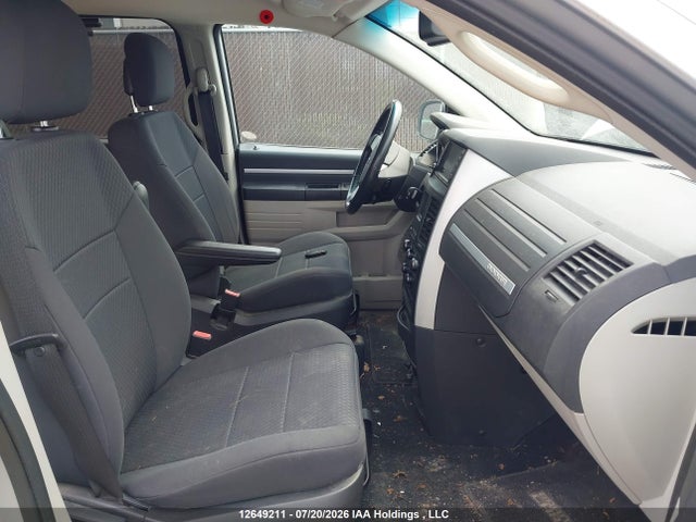 Продажа на аукционе авто 2010 Dodge Caravan, vin: 2D4RN4DE1AR312246, номер лота: 12649211