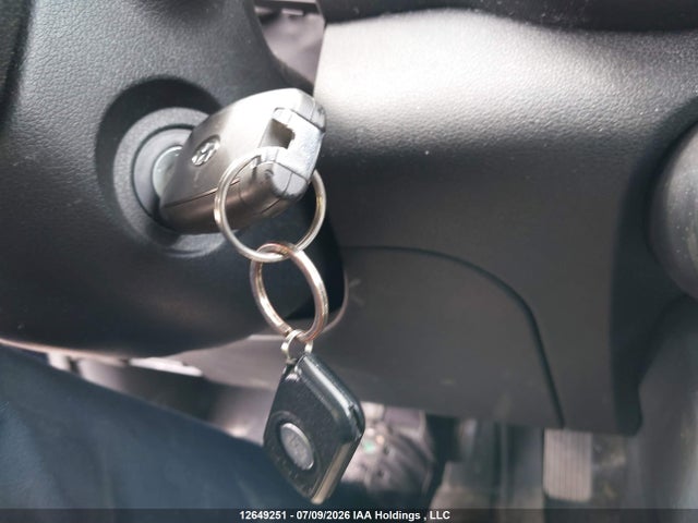 2021 Hyundai Venue Essential Auto Ivt მანქანა იყიდება აუქციონზე, vin: KMHRB8A34MU121715, აუქციონის ნომერი: 12649251