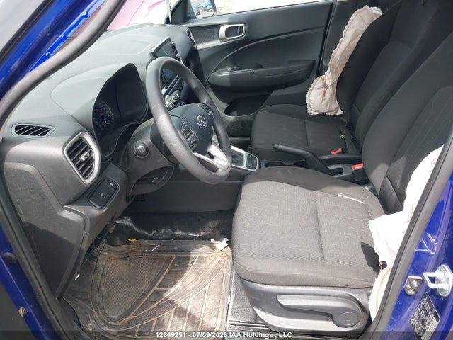 2021 Hyundai Venue Essential Auto Ivt მანქანა იყიდება აუქციონზე, vin: KMHRB8A34MU121715, აუქციონის ნომერი: 12649251