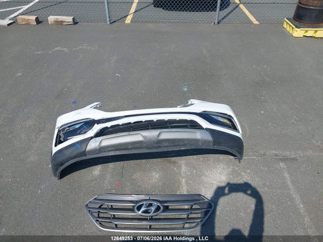 2017 Hyundai Santa Fe Sport 2.4 Premium მანქანა იყიდება აუქციონზე, vin: 5XYZUDLBXHG500673, აუქციონის ნომერი: 12649253