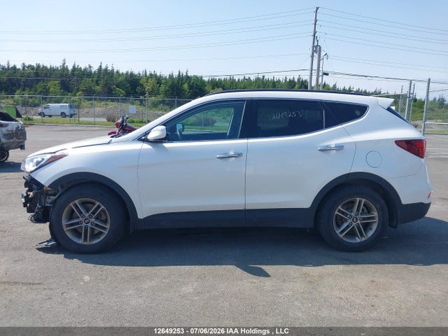 2017 Hyundai Santa Fe Sport 2.4 Premium მანქანა იყიდება აუქციონზე, vin: 5XYZUDLBXHG500673, აუქციონის ნომერი: 12649253