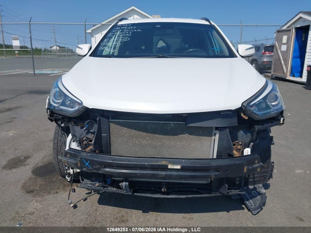 2017 Hyundai Santa Fe Sport 2.4 Premium მანქანა იყიდება აუქციონზე, vin: 5XYZUDLBXHG500673, აუქციონის ნომერი: 12649253
