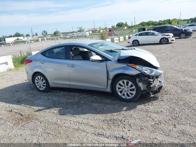 2013 Hyundai Elantra Gls/limited მანქანა იყიდება აუქციონზე, vin: 5NPDH4AE8DH226016, აუქციონის ნომერი: 12649263