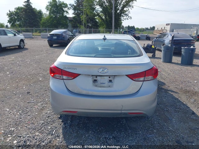 2013 Hyundai Elantra Gls/limited მანქანა იყიდება აუქციონზე, vin: 5NPDH4AE8DH226016, აუქციონის ნომერი: 12649263