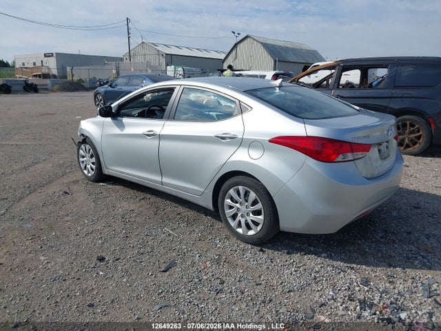 2013 Hyundai Elantra Gls/limited მანქანა იყიდება აუქციონზე, vin: 5NPDH4AE8DH226016, აუქციონის ნომერი: 12649263