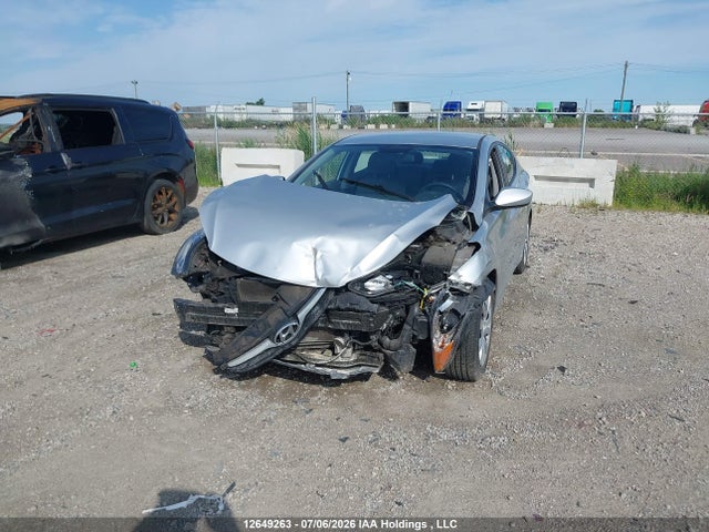 2013 Hyundai Elantra Gls/limited მანქანა იყიდება აუქციონზე, vin: 5NPDH4AE8DH226016, აუქციონის ნომერი: 12649263