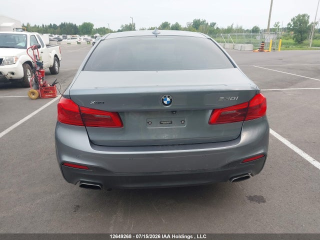 12649268 :رقم المزاد ، WBAJA7C50JWC75738 vin ، 2018 Bmw 530i Xdrive مزاد بيع