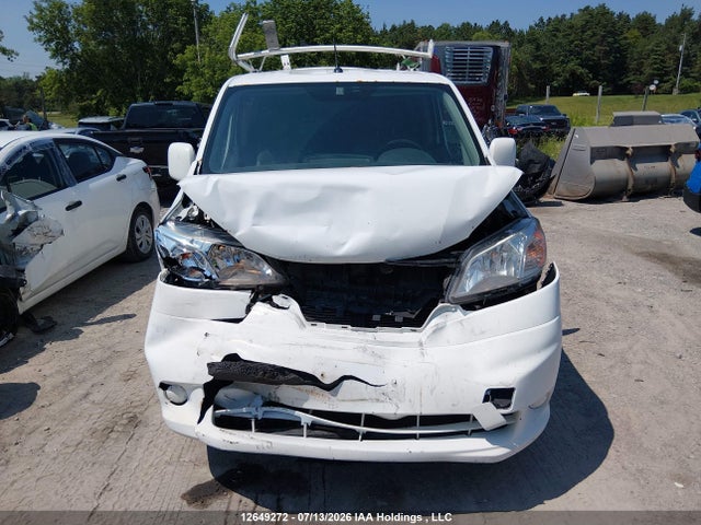 12649272 :رقم المزاد ، 3N6CM0KN8FK730490 vin ، 2015 Nissan Nv200 مزاد بيع