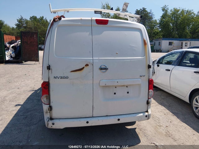 12649272 :رقم المزاد ، 3N6CM0KN8FK730490 vin ، 2015 Nissan Nv200 مزاد بيع