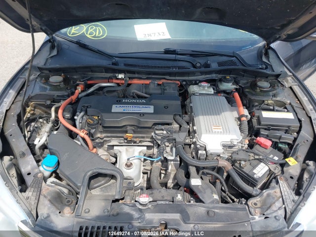 2015 Honda Accord Touring Hybrid მანქანა იყიდება აუქციონზე, vin: 1HGCR6F76FA800204, აუქციონის ნომერი: 12649274