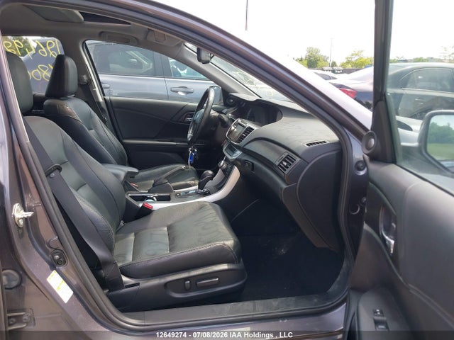 2015 Honda Accord Touring Hybrid მანქანა იყიდება აუქციონზე, vin: 1HGCR6F76FA800204, აუქციონის ნომერი: 12649274