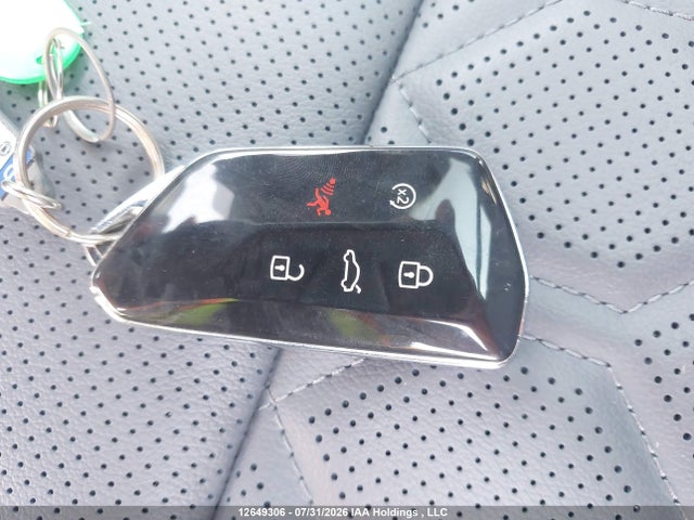 2025 Volkswagen Tiguan Sel R-line Black მანქანა იყიდება აუქციონზე, vin: 3VVLR7RM0SM007632, აუქციონის ნომერი: 12649306