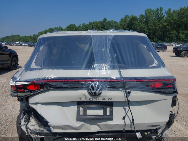 2025 Volkswagen Tiguan Sel R-line Black მანქანა იყიდება აუქციონზე, vin: 3VVLR7RM0SM007632, აუქციონის ნომერი: 12649306