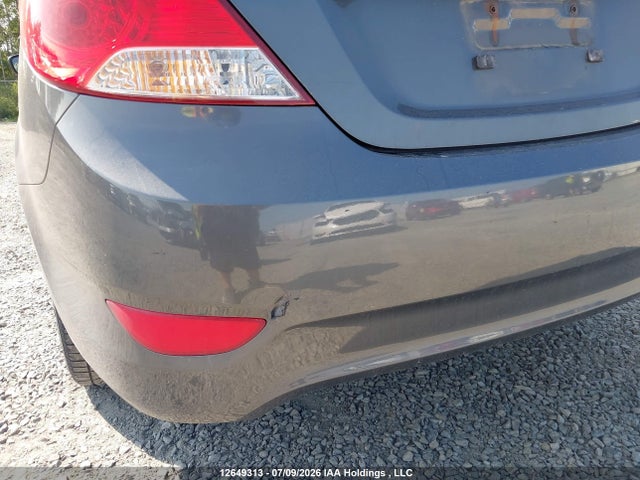 2013 Hyundai Accent Gls/gs მანქანა იყიდება აუქციონზე, vin: KMHCT4AE4DU409229, აუქციონის ნომერი: 12649313