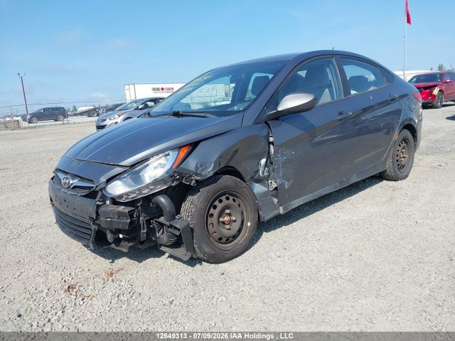 2013 Hyundai Accent Gls/gs მანქანა იყიდება აუქციონზე, vin: KMHCT4AE4DU409229, აუქციონის ნომერი: 12649313