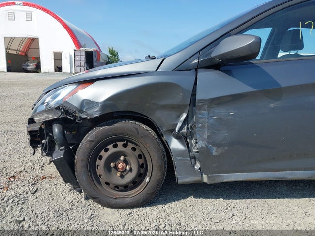 2013 Hyundai Accent Gls/gs მანქანა იყიდება აუქციონზე, vin: KMHCT4AE4DU409229, აუქციონის ნომერი: 12649313