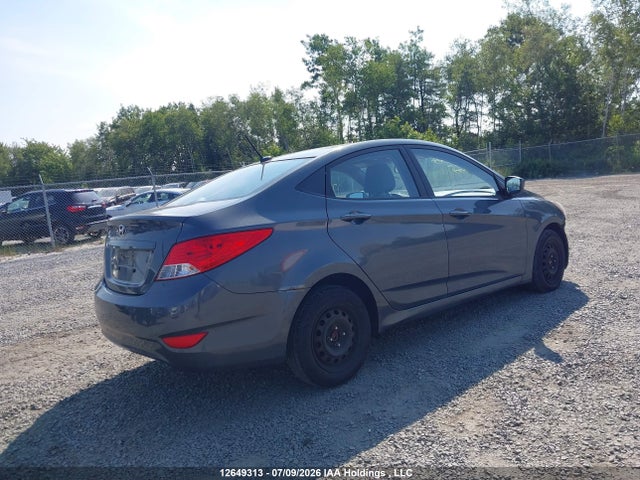 2013 Hyundai Accent Gls/gs მანქანა იყიდება აუქციონზე, vin: KMHCT4AE4DU409229, აუქციონის ნომერი: 12649313