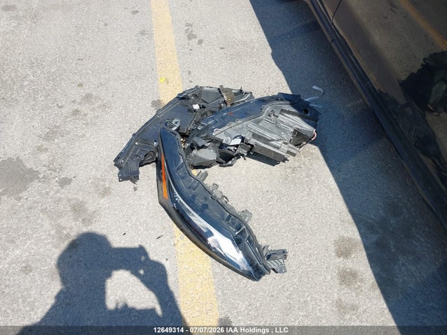 JN8BT3BB0RW173564 Nissan Rogue Sv Moonroof