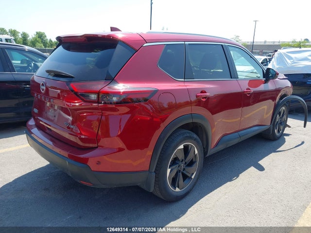 JN8BT3BB0RW173564 Nissan Rogue Sv Moonroof