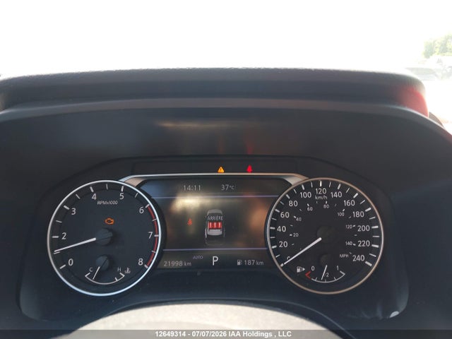 JN8BT3BB0RW173564 Nissan Rogue Sv Moonroof