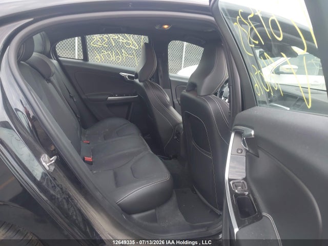 Volvo S60 Dynamic 2018 YV149MTL1J2461096 Image 8
