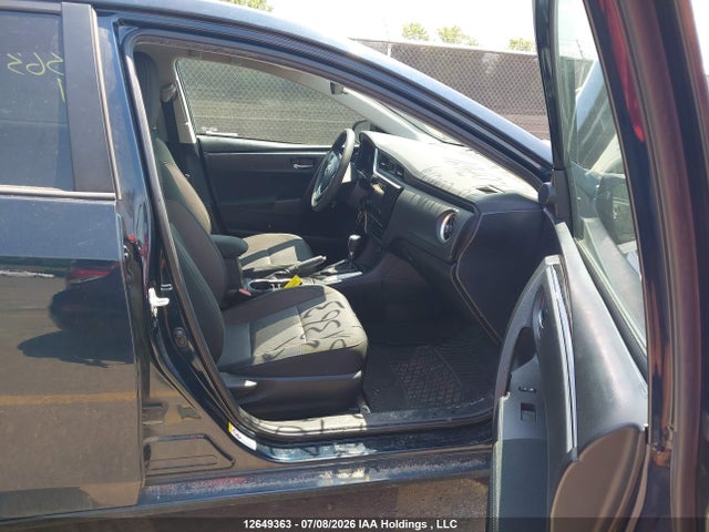 Toyota COROLLA LE 2018 2T1BURHE0JC074091 Image 5
