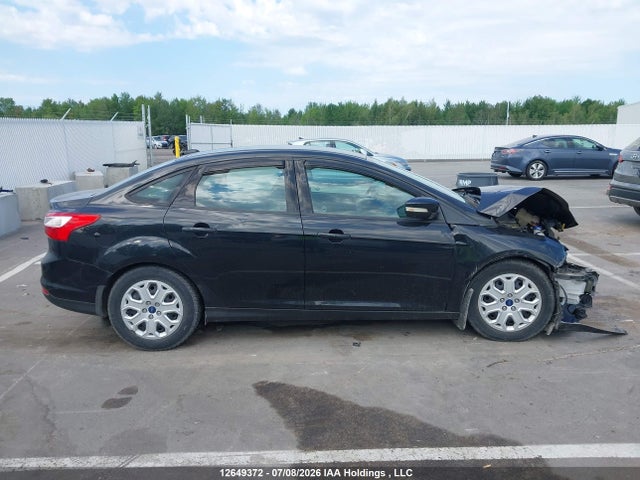 2014 Ford Focus მანქანა იყიდება აუქციონზე, vin: 1FADP3F2XEL335057, აუქციონის ნომერი: 12649372