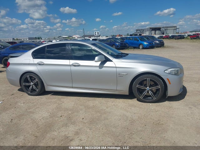2011 Bmw 550i Xdrive მანქანა იყიდება აუქციონზე, vin: WBAFU9C58BC785554, აუქციონის ნომერი: 12639564