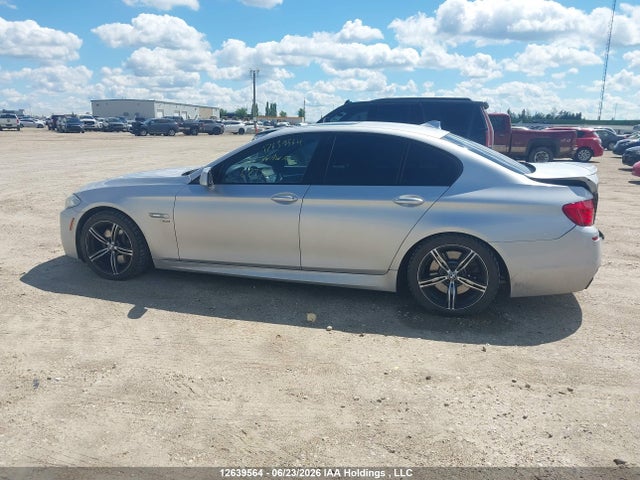 2011 Bmw 550i Xdrive მანქანა იყიდება აუქციონზე, vin: WBAFU9C58BC785554, აუქციონის ნომერი: 12639564