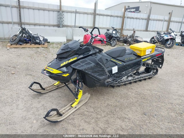 Продаж на аукціоні авто 2017 Skidoo Summit X 850, vin: 2BPSTDHE9HV000854, номер лоту: 12638851