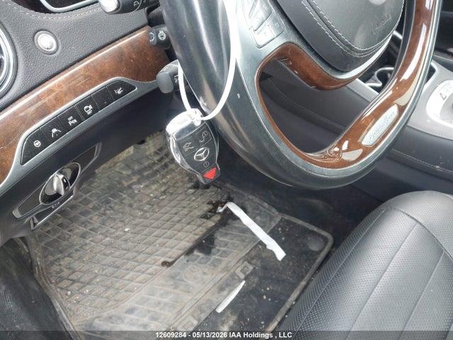 Продаж на аукціоні авто 2016 Mercedes-benz S 550 4matic, vin: WDDUG8FB3GA240643, номер лоту: 12609284