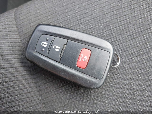 Продажа на аукционе авто 2019 Toyota C-hr Xle/le/limited, vin: JTNKHMBX6K1035069, номер лота: 12649397