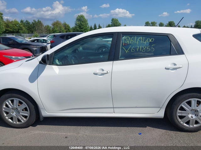 2011 Toyota Matrix მანქანა იყიდება აუქციონზე, vin: 2T1KU4EEXBC671855, აუქციონის ნომერი: 12649400