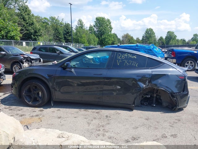 XP7YGDEEXTB757728 Tesla Model Y Long Range Launch Series/premium All-wheel Drive
